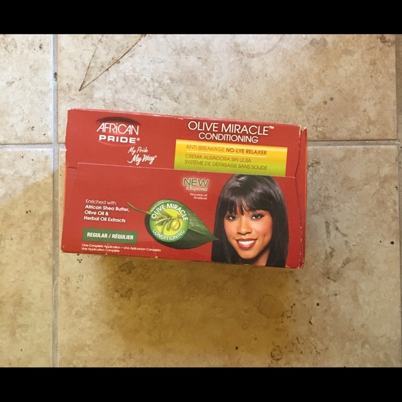 African Pride Olive Miracle Deep Conditioning No-lye Relaxer Regular Kit 1 Ct - Picture 1 of 4